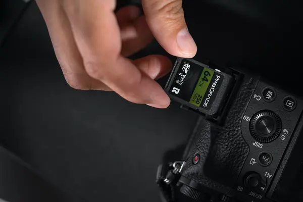 The Forensic Memory Card Transfer Solution